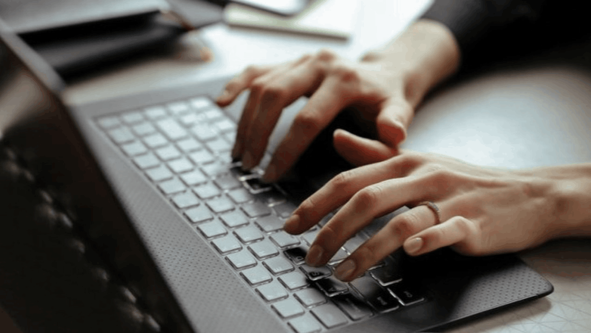 Laptop terbaik 2026