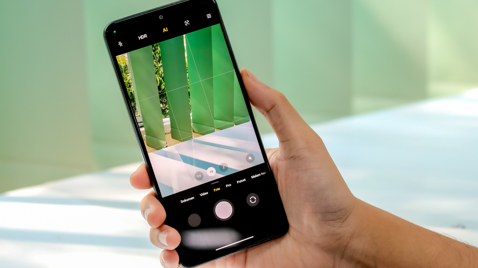 phone camera 5 Aplikasi yang Membuat Phone Camera Mengidentifikasi Hampir… phone camera - ilustrasi berita 5 Aplikasi yang Membuat Phone Camera Mengidentifikasi Hampir Segala Sesuatu