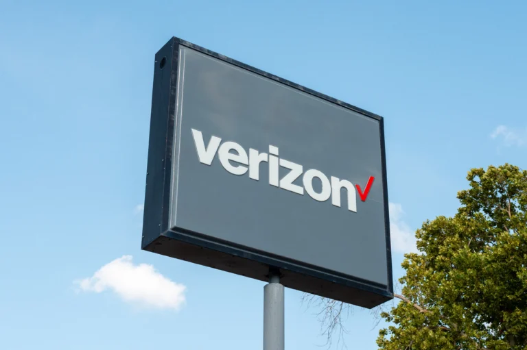 verizon memperbaiki layanan - ilustrasi berita Verizon memperbaiki layanan nirkabel setelah gangguan pada 8 Agustus